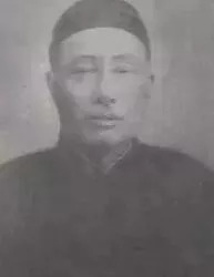 巢崇山