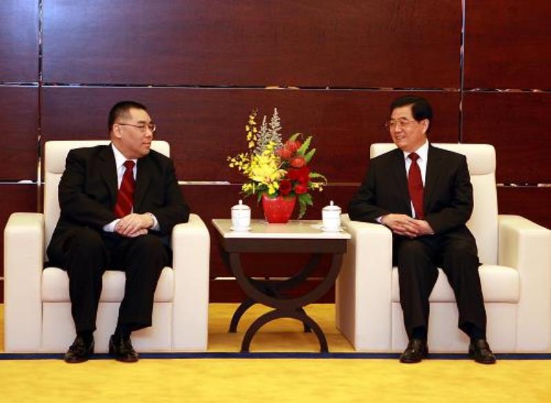 胡錦濤會見澳門特別行政區(qū)新任行政長官崔世安