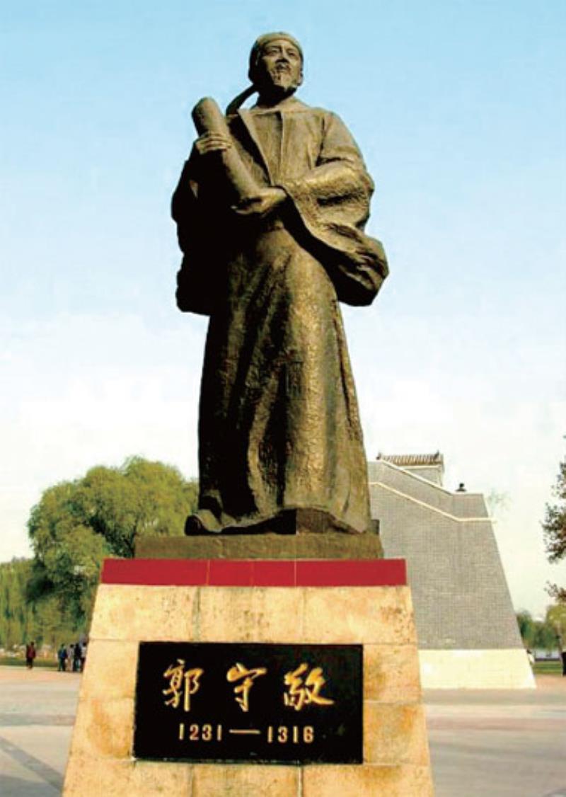 元世祖命郭守敬開(kāi)鑿?fù)ɑ莺? /></p><p></p><p>世博會(huì)上的郭守敬</p> <p>郭守敬做過(guò)甚么貢獻(xiàn)啊?</p><p>郭守敬(1231⑴316)，中國(guó)元代的天文學(xué)家、數(shù)學(xué)家、水利專家和儀器制造專家。字若思，漢族，順德邢臺(tái)(今河北邢臺(tái))人。生于元太宗3年，卒于元仁宗延祐2年。郭守敬曾擔(dān)負(fù)都水監(jiān)，負(fù)責(zé)修治元大都至通州的運(yùn)河。1276年郭守敬修訂新歷法，經(jīng)4年時(shí)間制定出《授時(shí)歷》，通行360多年。是當(dāng)時(shí)世界上最早進(jìn)的一種歷法。1981年，為記念郭守敬誕辰750周年，國(guó)際天文學(xué)會(huì)以他的名字為月球上的1座環(huán)形山命名。</p><p></p><p>郭守敬幼承祖父郭榮家學(xué)，攻研天文、算學(xué)、水利。至元103年(公元1276年)元世祖忽必烈攻下南宋首都臨安，在統(tǒng)一前夕，命令制定新歷法，由張文謙等主持成立新的治歷機(jī)構(gòu)太史局。太史局由王恂負(fù)責(zé)，郭守敬輔助。在學(xué)術(shù)上則王恂主推算，郭主制儀和觀測(cè)。</p><p>至元105年(或106年)，太史局改稱太史院，王恂任太史令，郭守敬為同知太史院事，建立天文臺(tái)。當(dāng)時(shí)，有楊恭懿等來(lái)參予共事。經(jīng)過(guò)4年努力，終究在至元107年編出新歷，經(jīng)忽必烈定名為《授時(shí)歷》。</p><p>《授時(shí)歷》是中國(guó)古代1部很精良的歷法。王恂、郭守敬等人曾研究分析漢朝以來(lái)的410多家歷法，吸取各歷之長(zhǎng)，力主制歷應(yīng)明歷之理(王恂)和歷之本在于測(cè)驗(yàn)，而測(cè)驗(yàn)之器莫先儀表(郭守敬)，采取理論與實(shí)踐相結(jié)合的科學(xué)態(tài)度，獲得許多重要成績(jī)。</p><p>郭守敬和王恂、許衡等人，共同編制出我國(guó)古代最早進(jìn)、實(shí)施最久的歷法《授時(shí)歷》。為了編歷，他創(chuàng)制和改進(jìn)了簡(jiǎn)儀、高表、候極儀、渾天象、仰儀、立運(yùn)儀、景符、窺幾等10幾件天文儀器儀表；還在全國(guó)各地設(shè)立2107個(gè)觀測(cè)站，進(jìn)行了大范圍的4海丈量，測(cè)出的北極出地高度平均誤差只有0.35；新測(cè)2108宿距度，平均誤差還不到5；測(cè)定了黃赤交角新值，誤差僅1多；取回歸年長(zhǎng)度為365.2425日，與當(dāng)今通行的公歷值完全一致。</p><p>郭守敬編撰的天文歷法著作有《推步》、《立成》、《歷議擬稿》、《儀象法式》、《上中下3歷注式》和《修歷源流》等104種，共105卷。</p><p>為記念郭守敬的功績(jī)，人們將月球背面的1環(huán)形山命名為郭守敬環(huán)形山，將小行星2012命名為郭守敬小行星。</p><p>郭守敬為修歷而設(shè)計(jì)和監(jiān)制的新儀器有：簡(jiǎn)儀、高表、候極儀、玲瓏儀、仰儀、立運(yùn)儀、證理儀、景符、窺幾、日月蝕儀和星晷定時(shí)儀12種(史書記載稱13種，有的研究者認(rèn)為末一種或?yàn)樾顷信c定時(shí)儀兩種)。</p><p>在大都(今北京)，郭守敬通過(guò)3年半約2百次的晷影丈量，定出至元104年到107年的冬至?xí)r刻。他又結(jié)合歷史上的可靠資料加以歸算，得出1回歸年的長(zhǎng)度為365.2425日。這個(gè)值同當(dāng)今世界上通用的公歷值一樣。</p><p>中國(guó)古歷自西漢劉歆作《3統(tǒng)歷》以來(lái)，一直利用上元積年和日法進(jìn)行計(jì)算。唐、宋時(shí)，曹士等試作改變?！妒跁r(shí)歷》則完全廢除上元積年，采取至元107年的冬至?xí)r刻作為計(jì)算的動(dòng)身點(diǎn)，以致元108年為元，即開(kāi)始之年。所用的數(shù)據(jù)，個(gè)位數(shù)以下1律以100為進(jìn)位單位，即用百進(jìn)位式的小數(shù)制，取消日法的分?jǐn)?shù)表達(dá)式。</p><p>晚年，郭守敬致力于河工水利，兼任都水監(jiān)。至元2108至310年，他提出并完成了自大都到通州的運(yùn)河(即白浮渠和通惠河)工程。至元3101年，郭守敬升任昭文館大學(xué)士兼知太史院事。他主持河工工程期間，制成一些精良的計(jì)時(shí)器。</p>

          <p>本文地址:http://www.mcys1996.com/lishitanjiu/147923.html.</p>
          <p style=