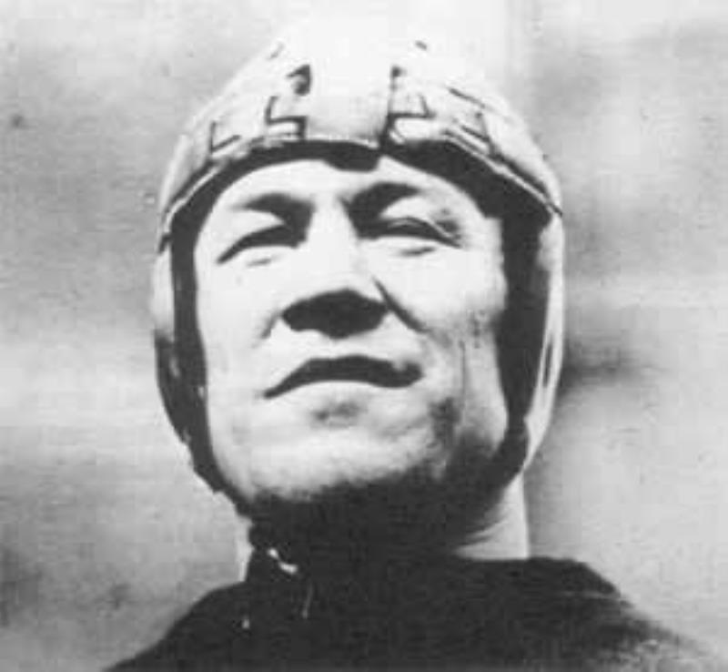 美國運動員吉米·索普退還授予他的奧運會獎牌