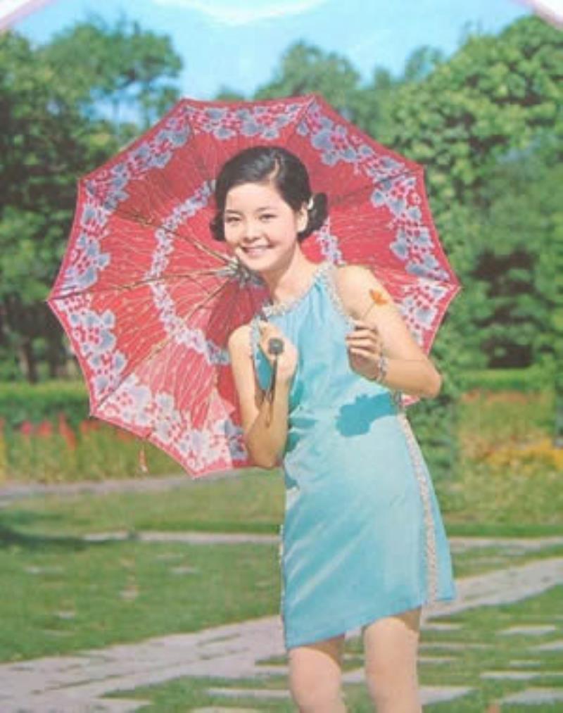 鄧麗君出生