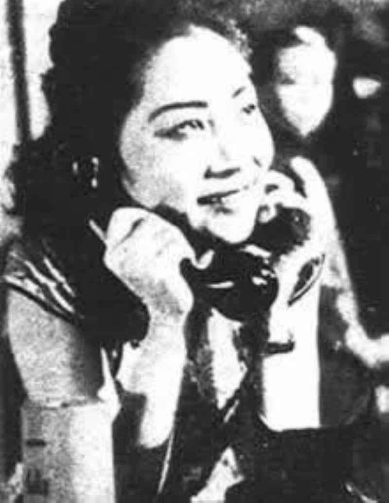 夏衍編劇的影片《白云故鄉(xiāng)》在滬上映