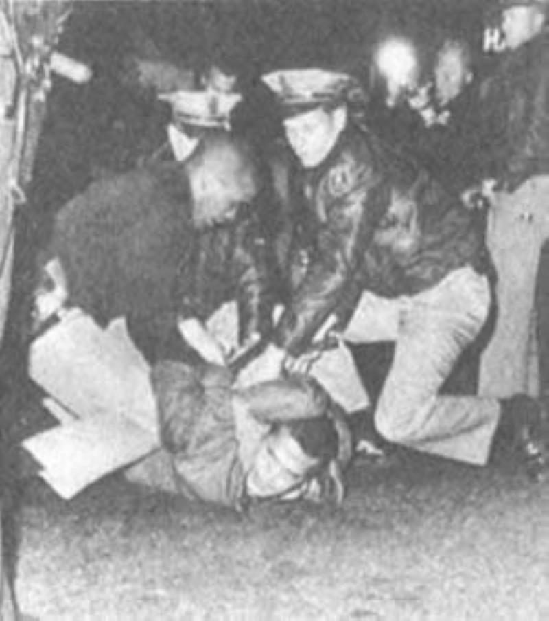 美國爆發(fā)反越戰(zhàn)運(yùn)動