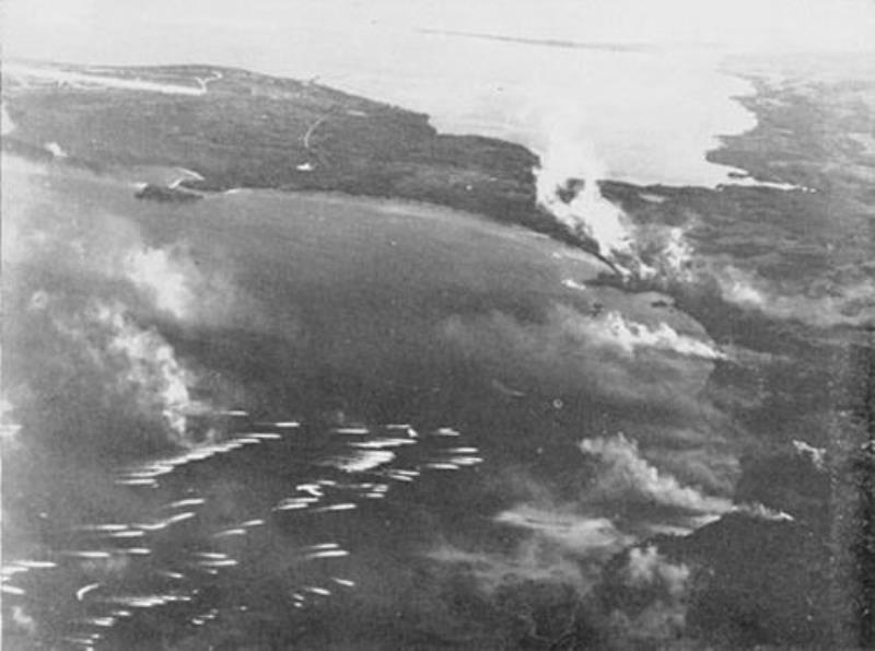 美軍在關(guān)島西岸兩個地段登陸