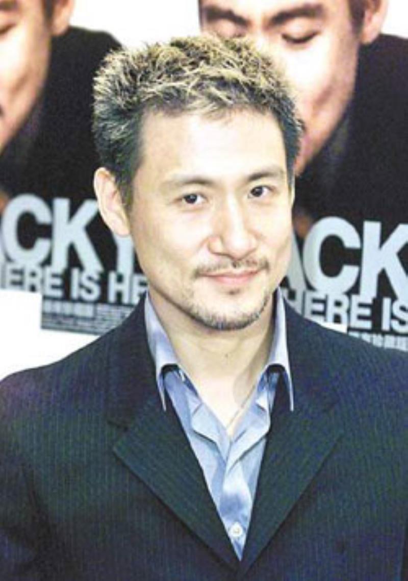 香港歌手張學(xué)友出生