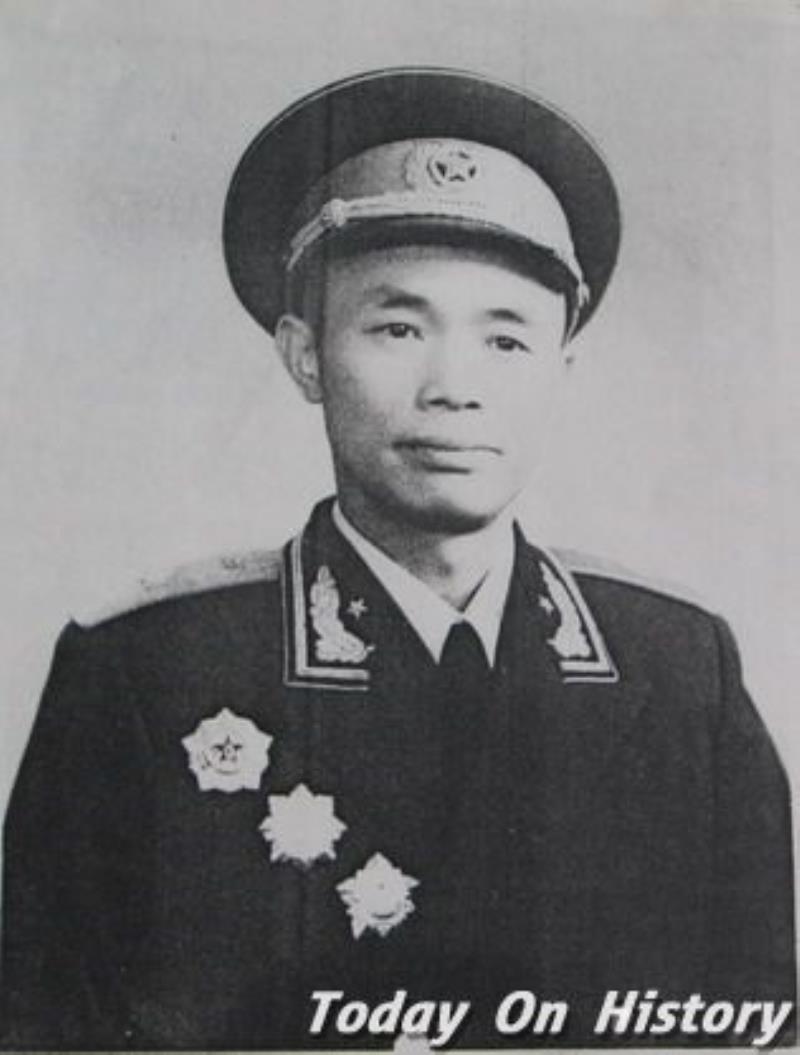 中國開國少將鐘偉逝世