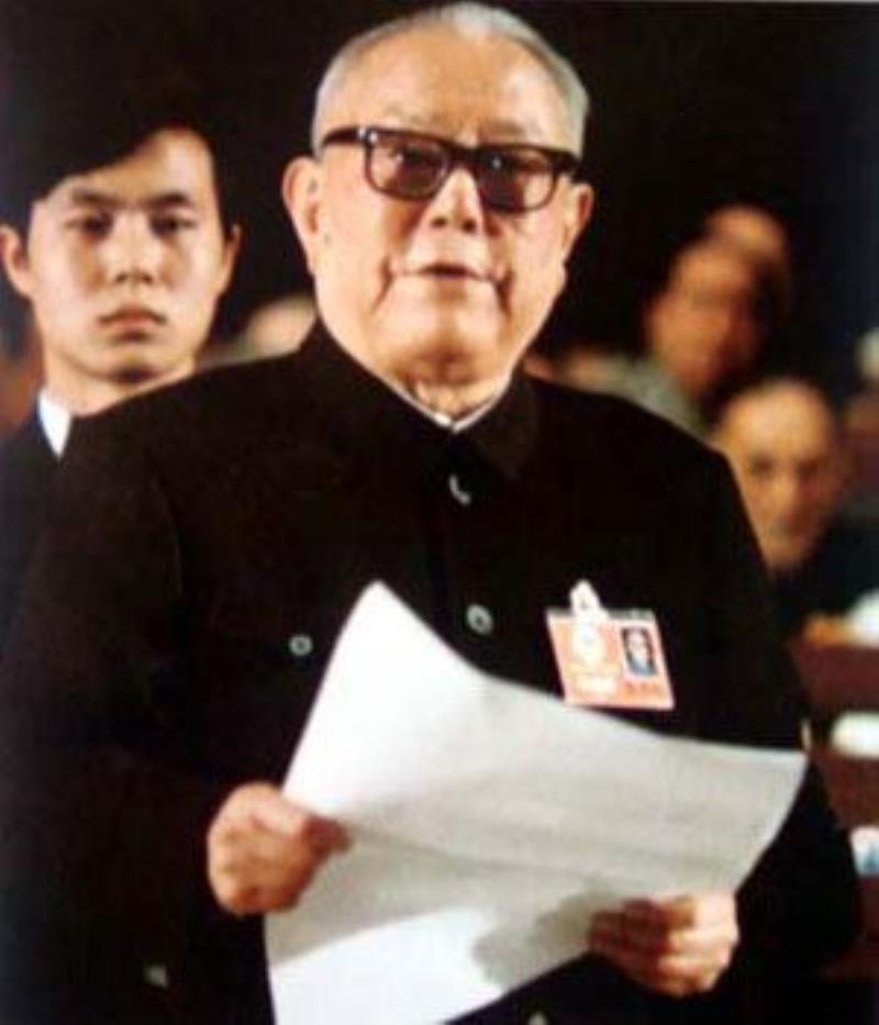 李先念對美國和加拿大進(jìn)行國事訪問