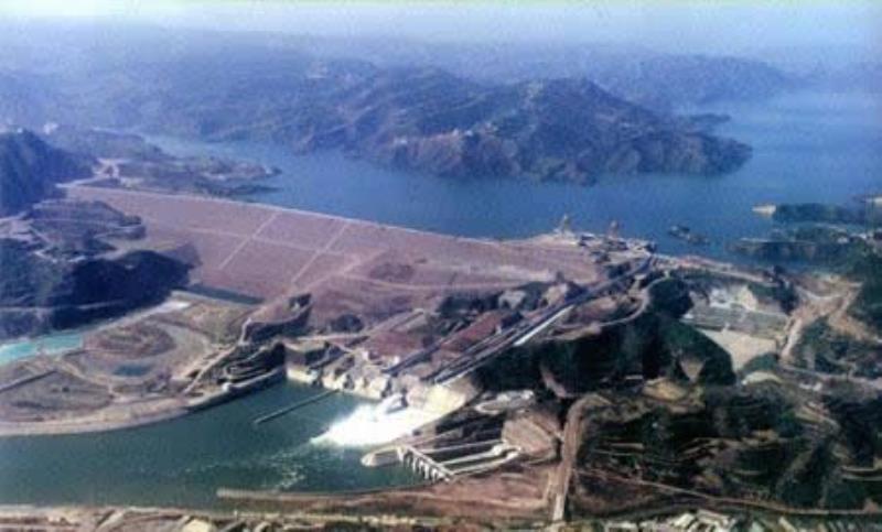 黃河小浪底主體工程全面開工