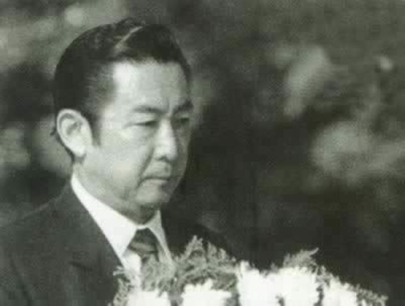 日本首相橋本參拜靖國神社