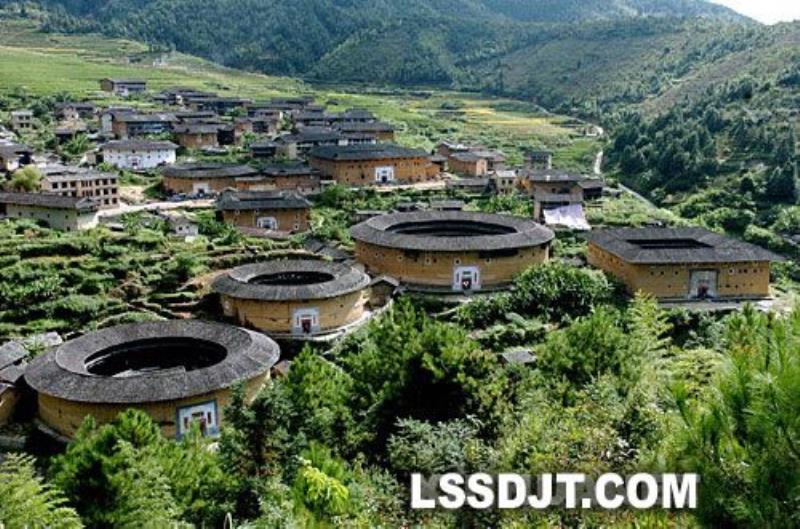 中國福建土樓被正式列入《世界遺產名錄》