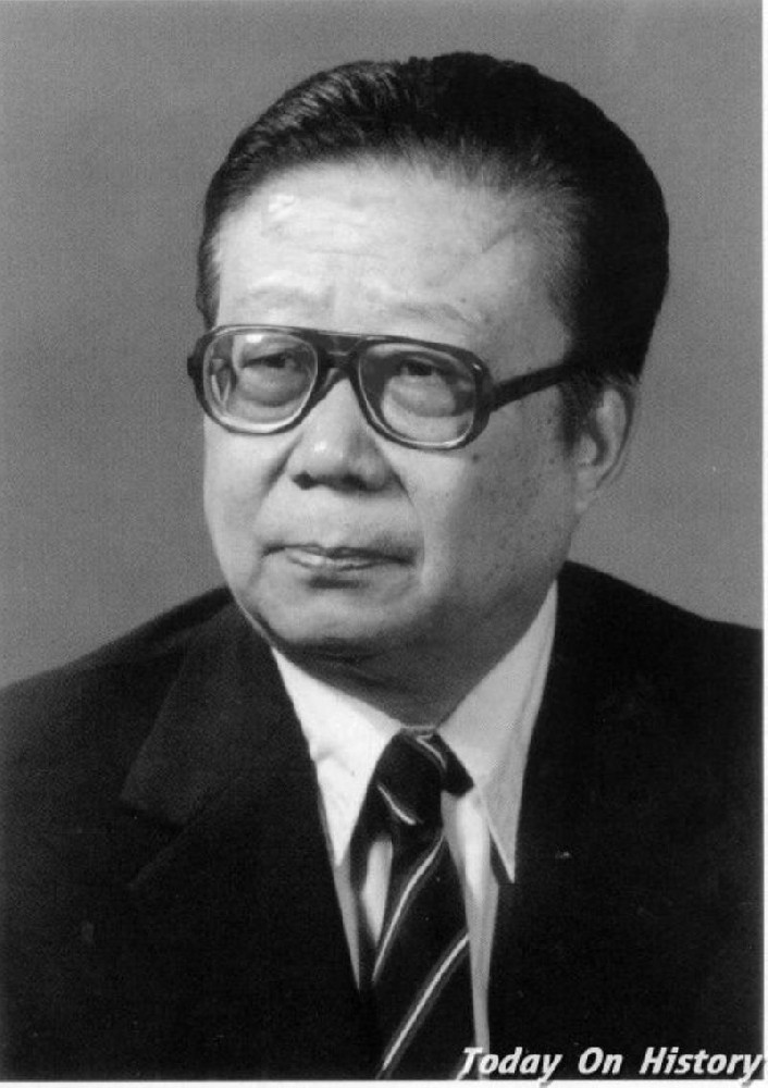 粵贛高速出口匝道突然斷裂致1死多傷