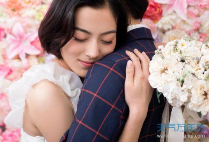 夢(mèng)見情婦 夢(mèng)見老婆的情人是什么意思