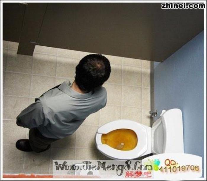 做夢穿紅衣服代表什么 夢到廁所很臟到處是屎