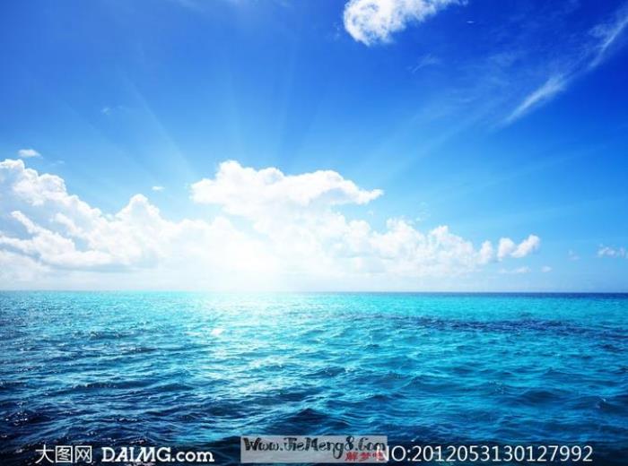 已婚女人夢見大海 女人夢見海面平靜海水很藍(lán)