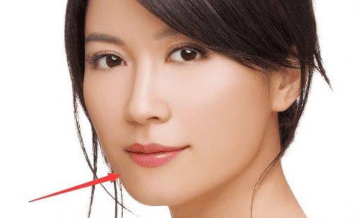 上嘴唇薄的女生面相福氣運(yùn) 女性嘴唇薄的面相
