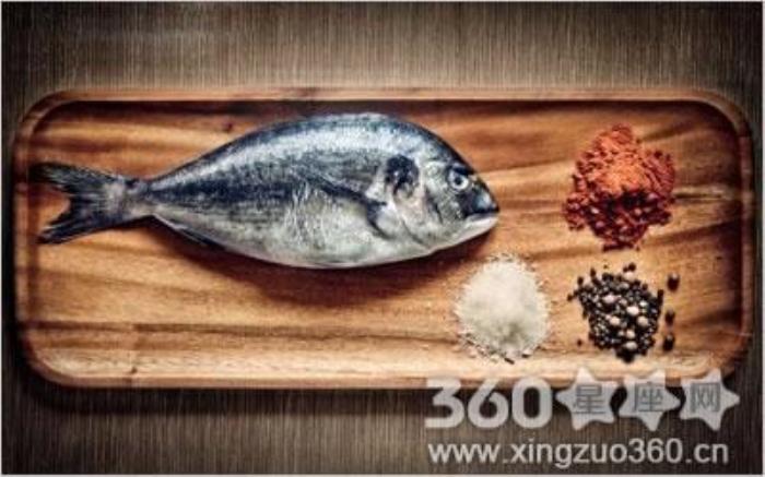 夢見吃魚 中年女人夢見吃魚是什么預(yù)兆