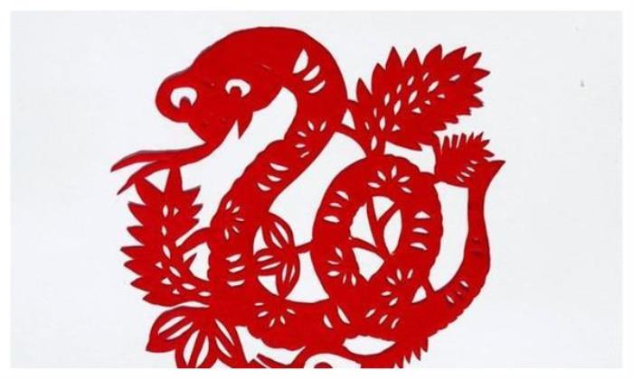 1977年屬蛇人43歲大難怎么破解，1977年屬蛇人的后半生命運(yùn) 屬蛇43歲有難是哪年