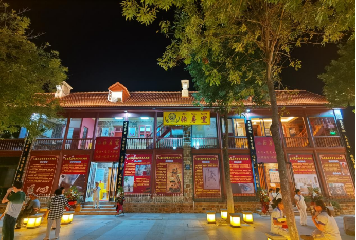 眾生苦海舟，天下大祝由